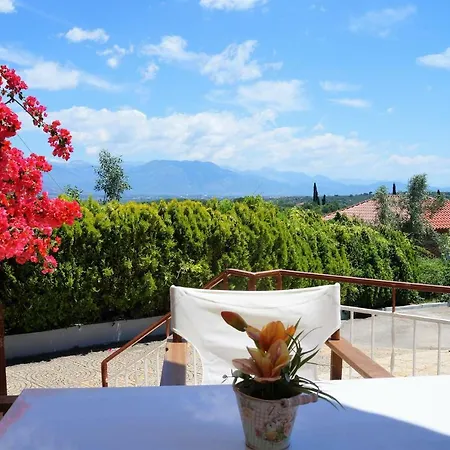 Beautiful Family House In Messinia