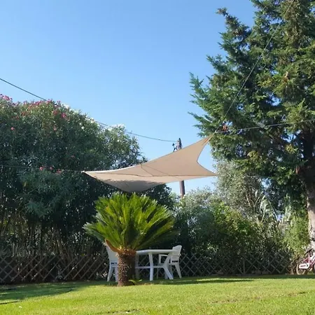 Beautiful Family House In Messinia Дом отдыха